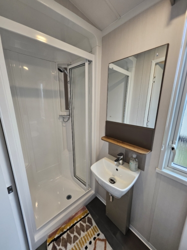Premium static caravan at Flamingo land – North Yorkshire | Static Caravan, sleeps 6