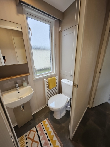 Premium static caravan at Flamingo land – North Yorkshire | Static Caravan, sleeps 6