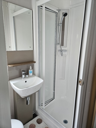 Premium static caravan at Flamingo land – North Yorkshire | Static Caravan, sleeps 6